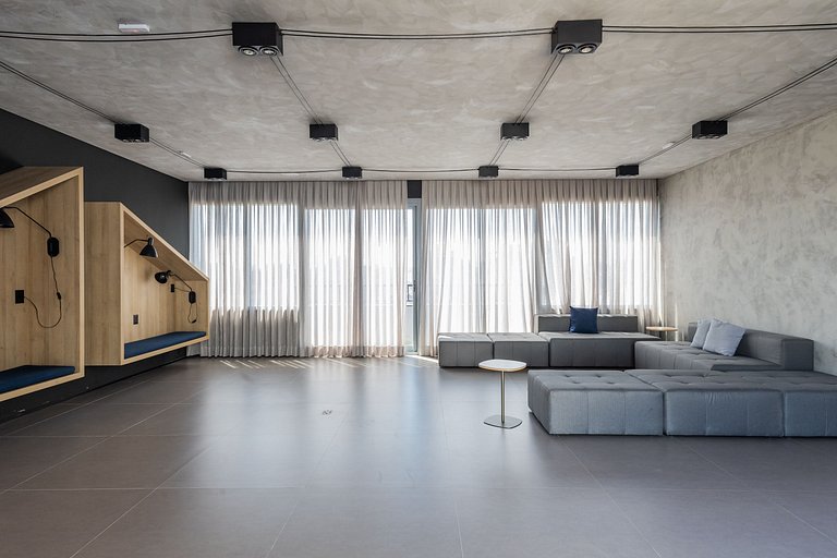 Belo studio com cama Queen na Vila Olimpia