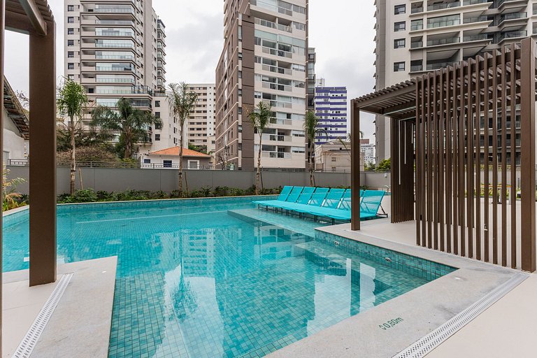 Belo studioC/cama queen na Vila Madalena