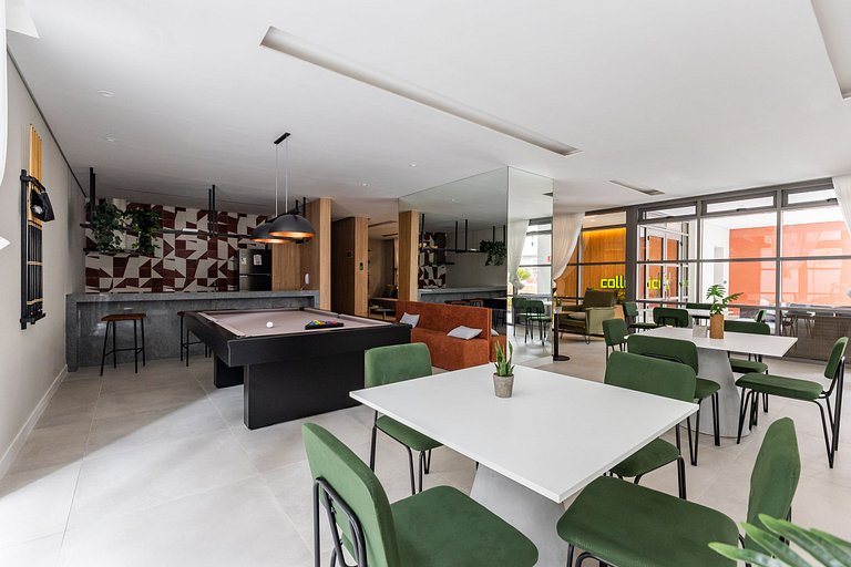 Belo studioC/cama queen na Vila Madalena