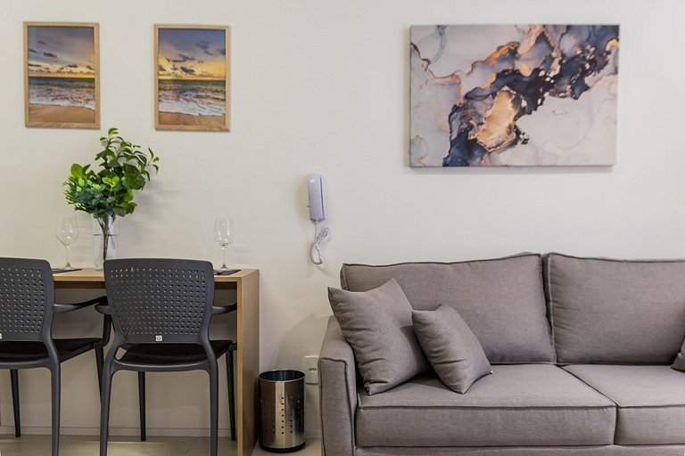 Charmoso apê ao lado do metrô Vila Madalena