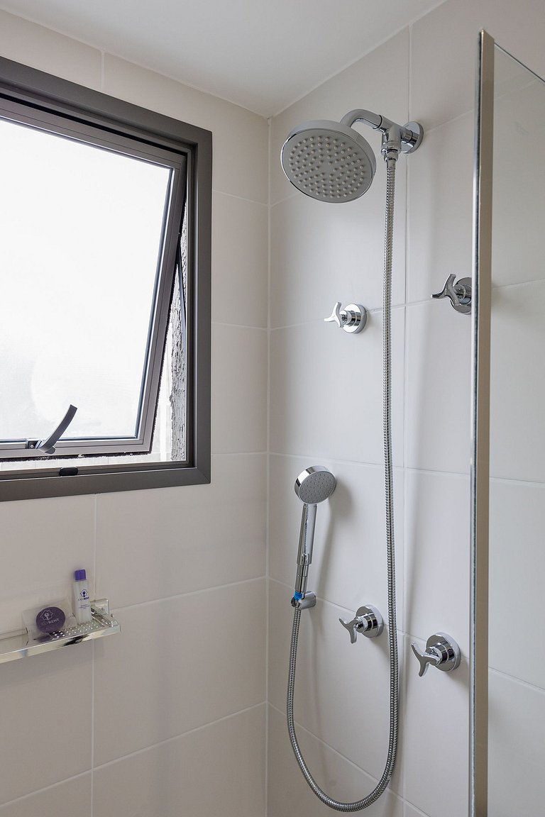 Charmoso apê ao lado do metrô Vila Madalena