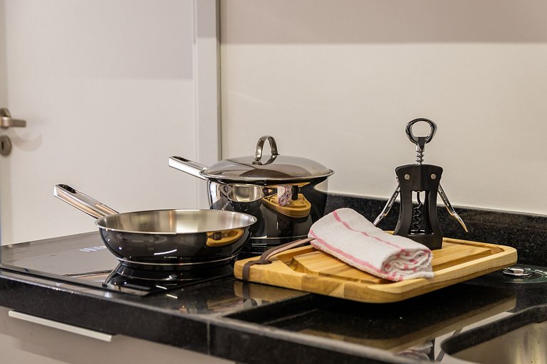 Charmoso apê ao lado do metrô Vila Madalena