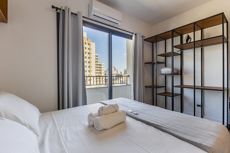 Belo studio no coração da Rua Augusta