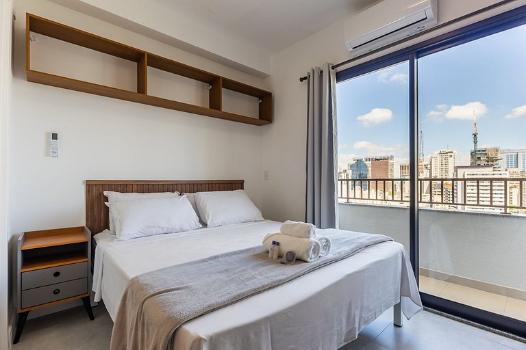 Belo studio no coração da Rua Augusta