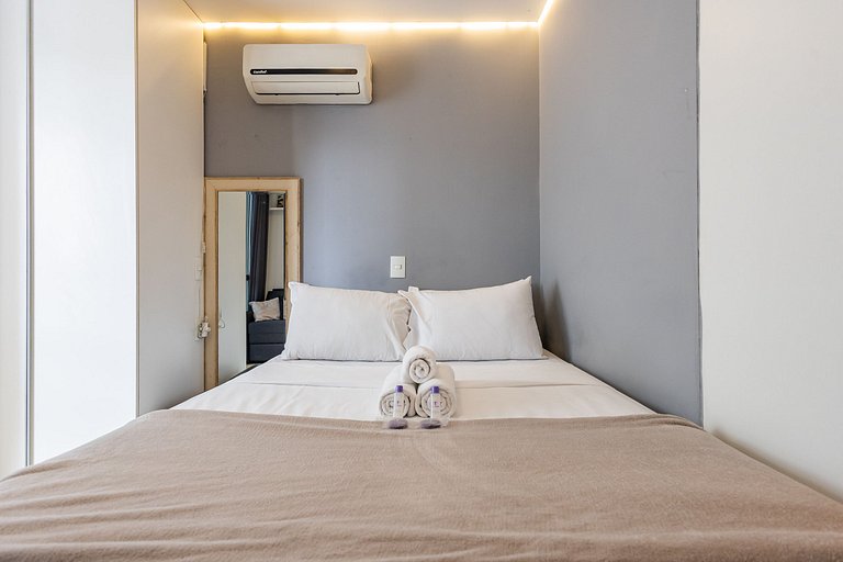 Charmoso studio C/vaga na Rua Augusta.