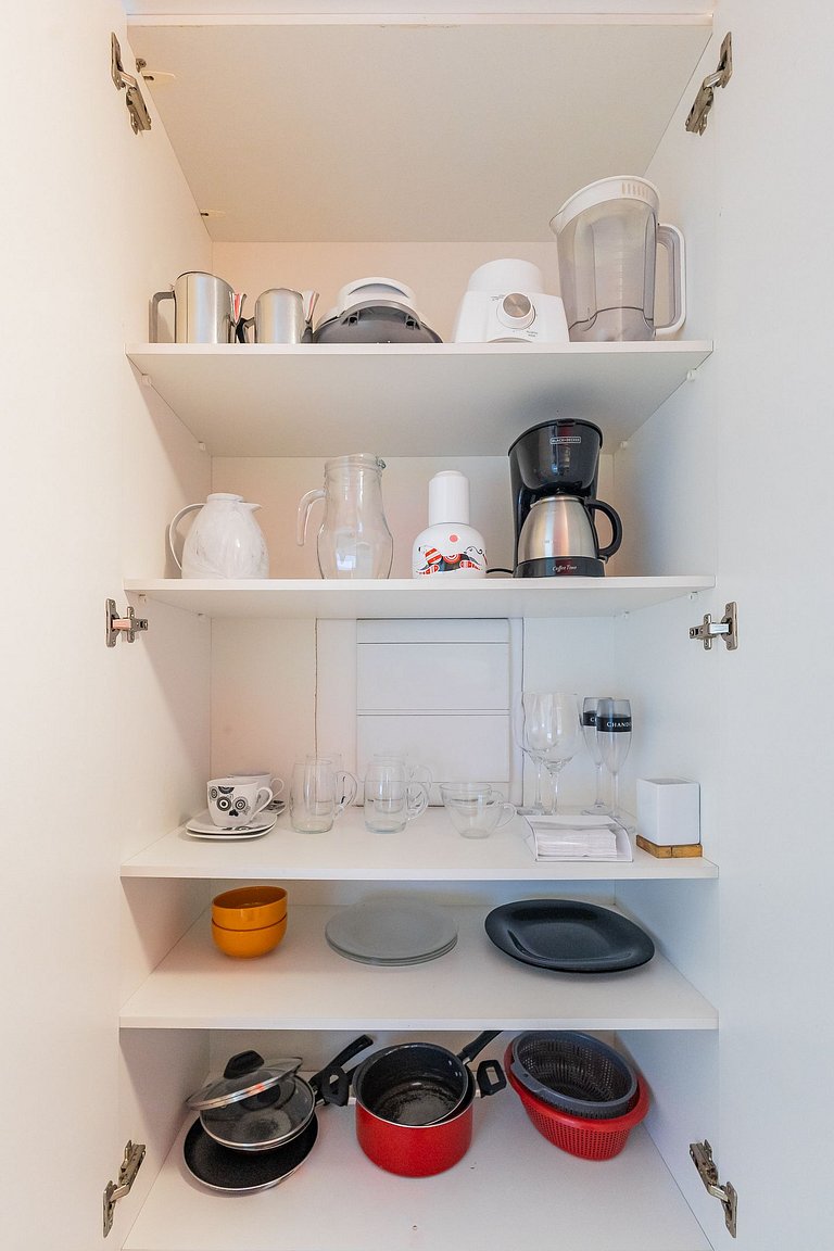 Charmoso studio C/vaga na Rua Augusta.