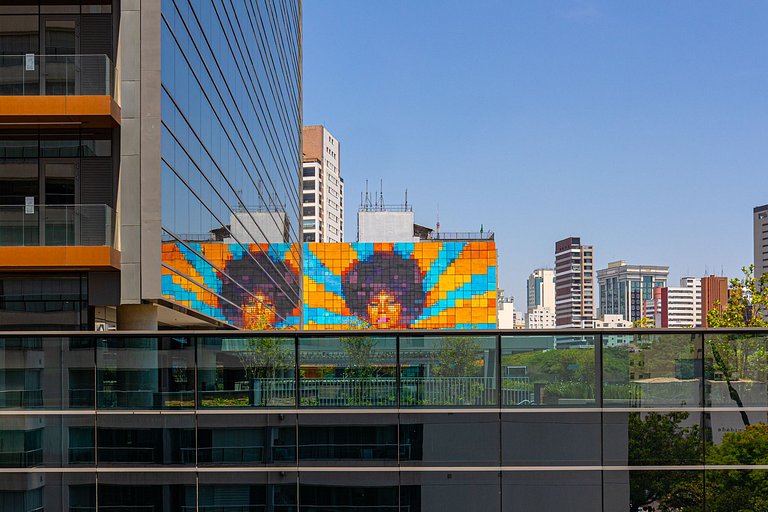 Apto C/2 quartos, vaga, varanda, sauna e piscina.