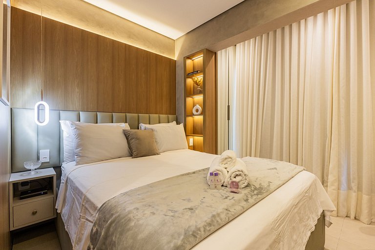 Studio em frente ao Metrô Paraíso