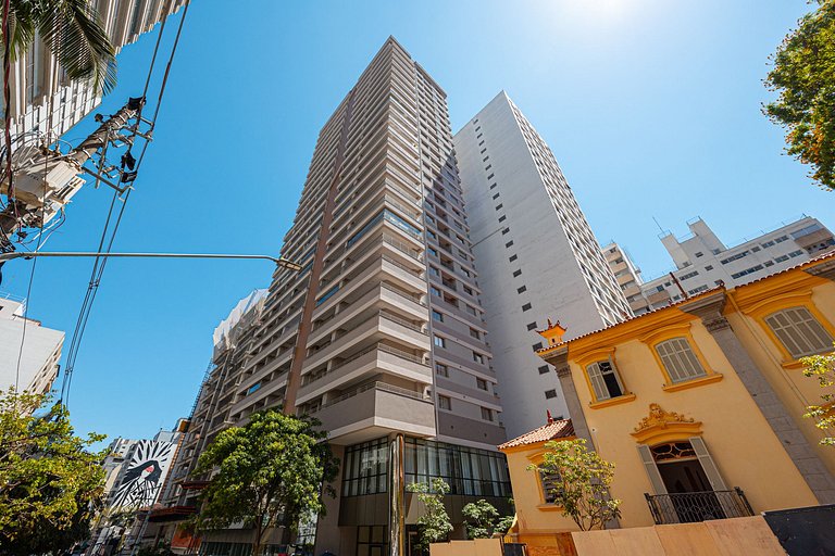 Charmoso studio com cama Queen ao lado do Allianz