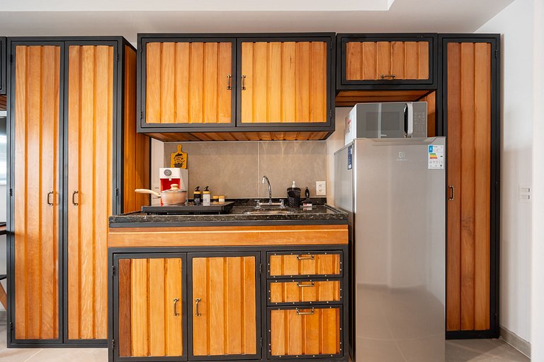 Charmoso studio com cama Queen ao lado do Allianz