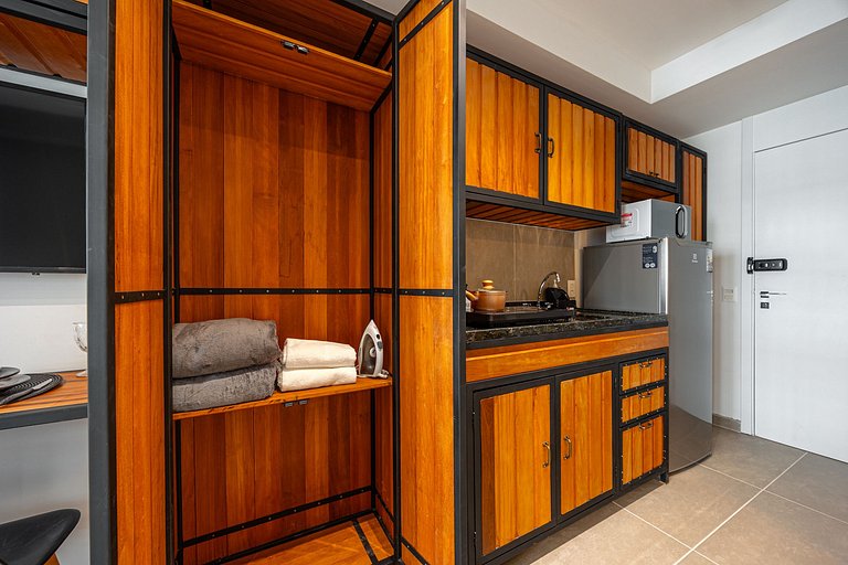 Charmoso studio com cama Queen ao lado do Allianz