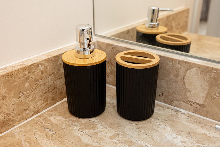 Charmoso studio com cama Queen ao lado do Allianz