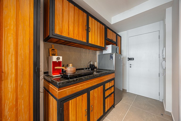 Charmoso studio com cama Queen ao lado do Allianz