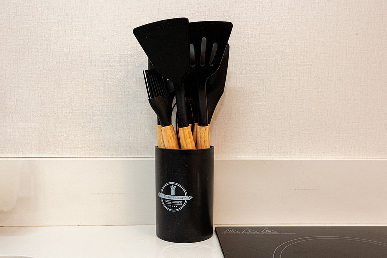 Belo studio C/ cama Queen em Moema