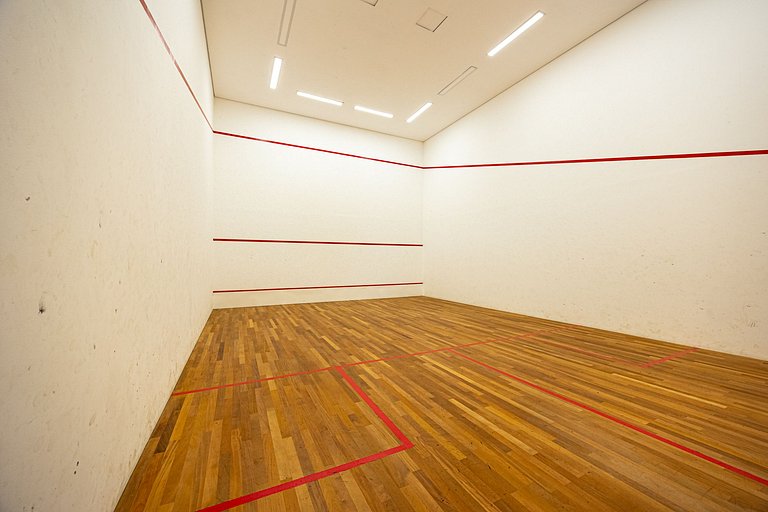 Charmoso studio C/mezanino e varanda em Moema