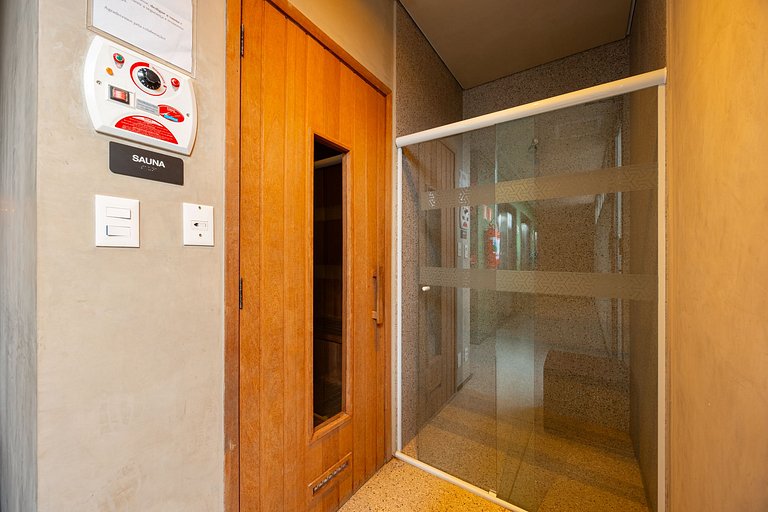 Charmoso studio C/mezanino e varanda em Moema