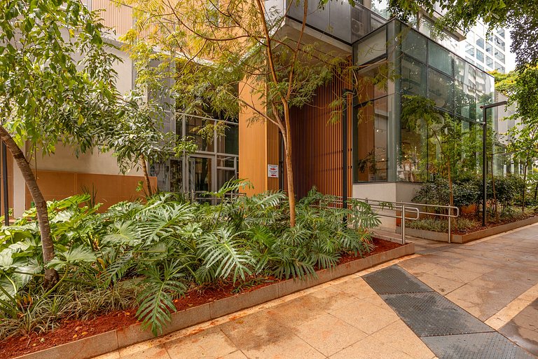 Charmoso studio C/mezanino e varanda em Moema