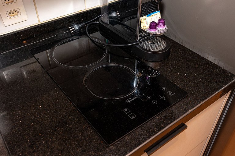 Charmoso studio com cama queen em Moema