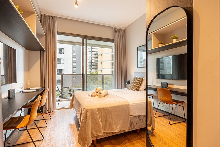 Charmoso studio com cama queen em Moema