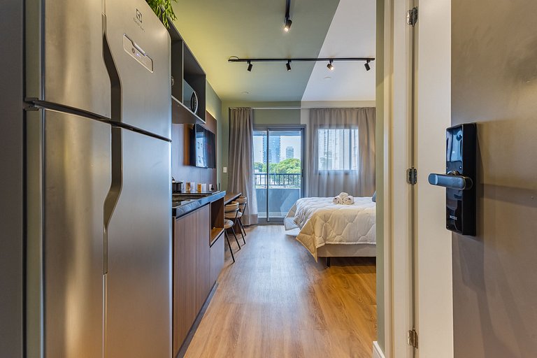 Belo studio com cama Queen na Vila Olimpia
