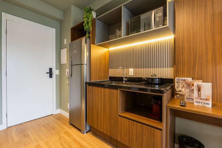 Belo studio com cama Queen na Vila Olimpia