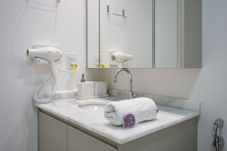 Lindo apartamento com cama Queen em Pinheiros