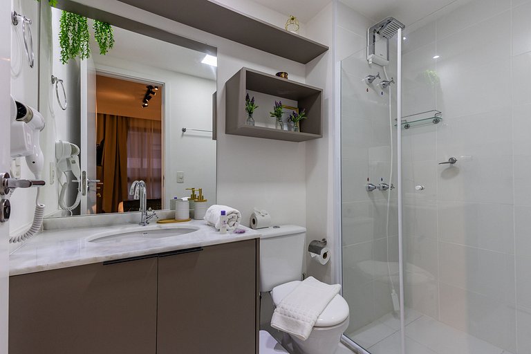 Charmoso studio com cama queen em Pinheiros