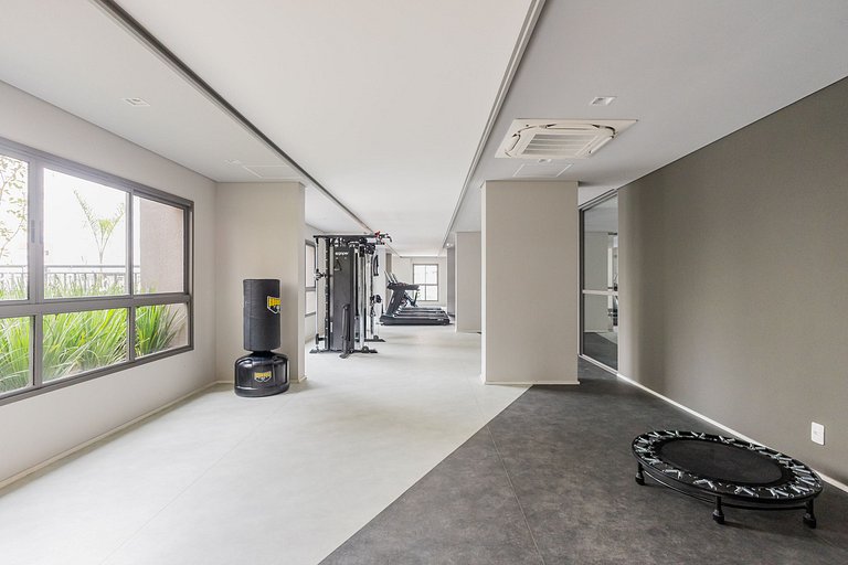 Belo apartamento na Av. Santo Amaro