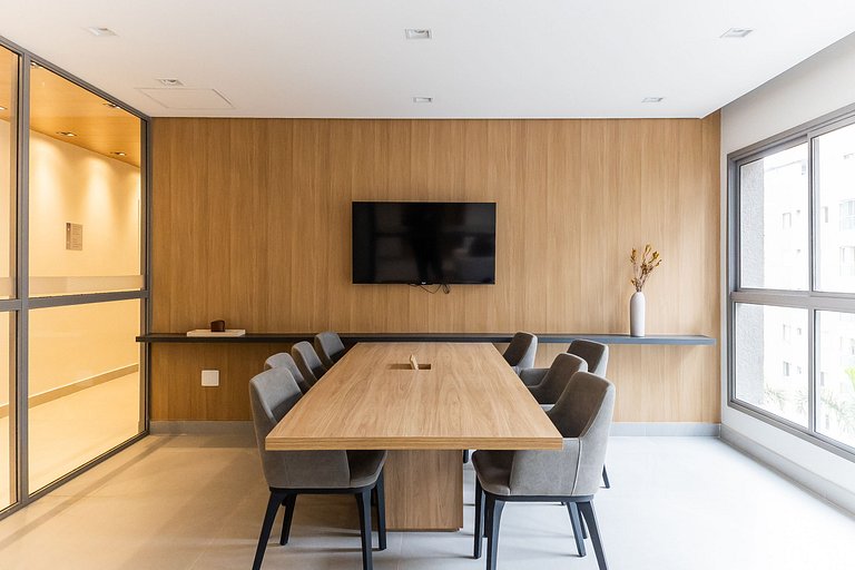 Belo apartamento na Av. Santo Amaro