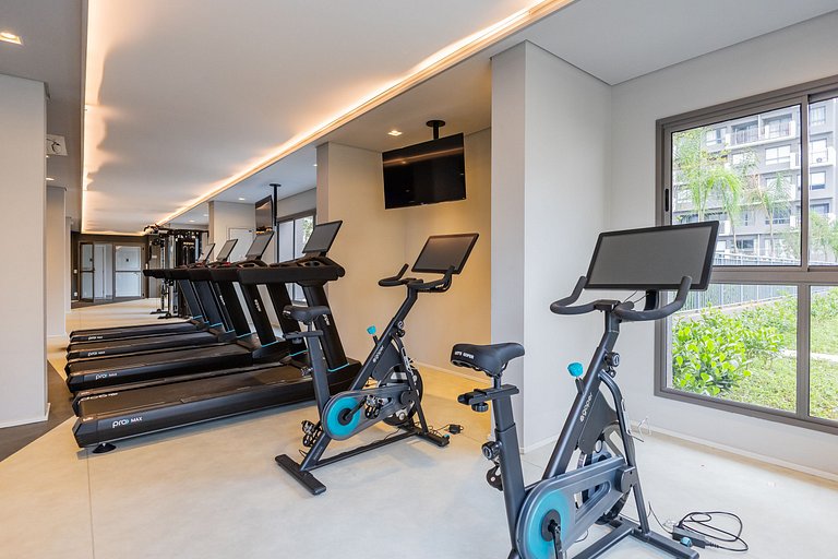 Belo apartamento na Av. Santo Amaro