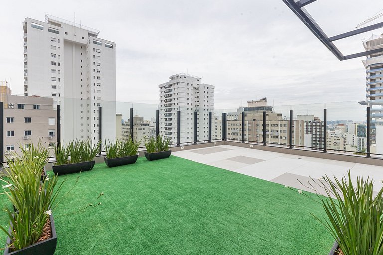 Belo studio C/varanda na Alameda Itu