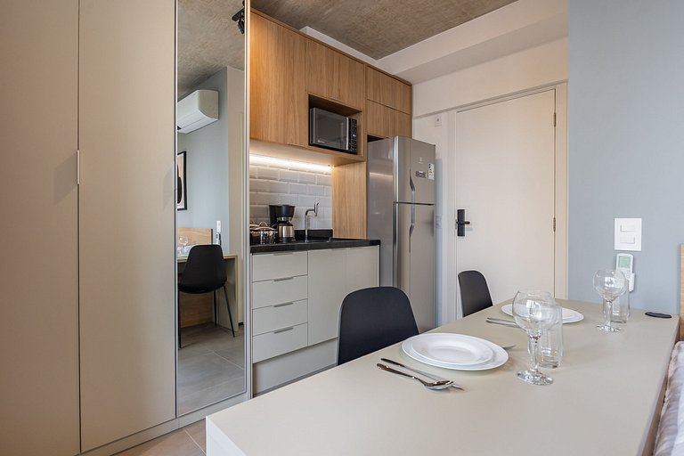 Studio C/varanda na Alameda Itu