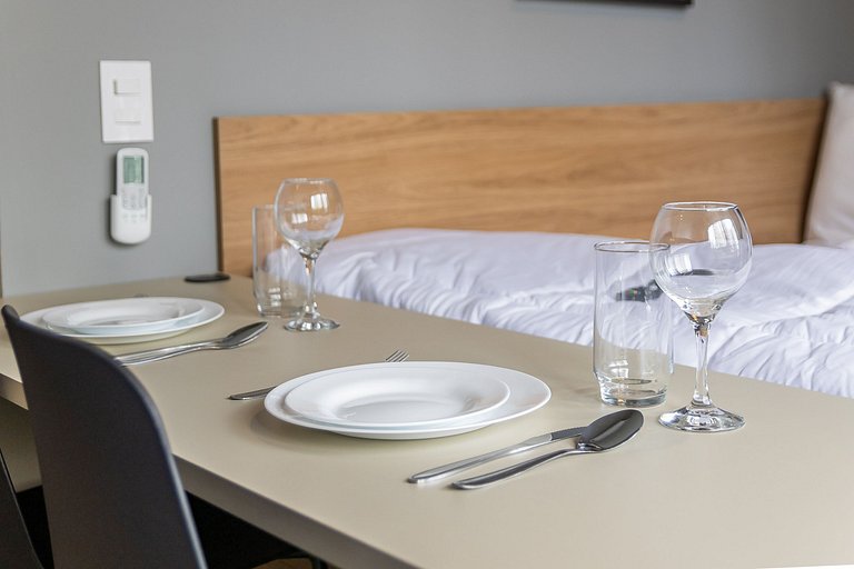 Studio C/varanda na Alameda Itu