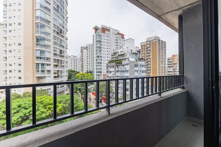 Lindo studio C/varanda no Jardim Paulista