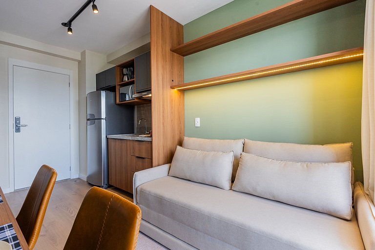 Charmoso apto com varanda no coração de Moema