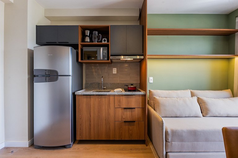 Charmoso apto com varanda no coração de Moema