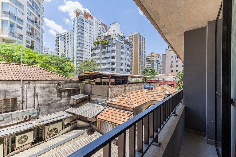 Lindo studio C/varanda na alameda Itu