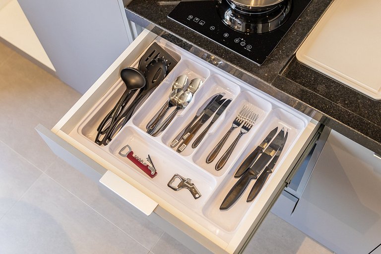 Lindo studio C/varanda na alameda Itu