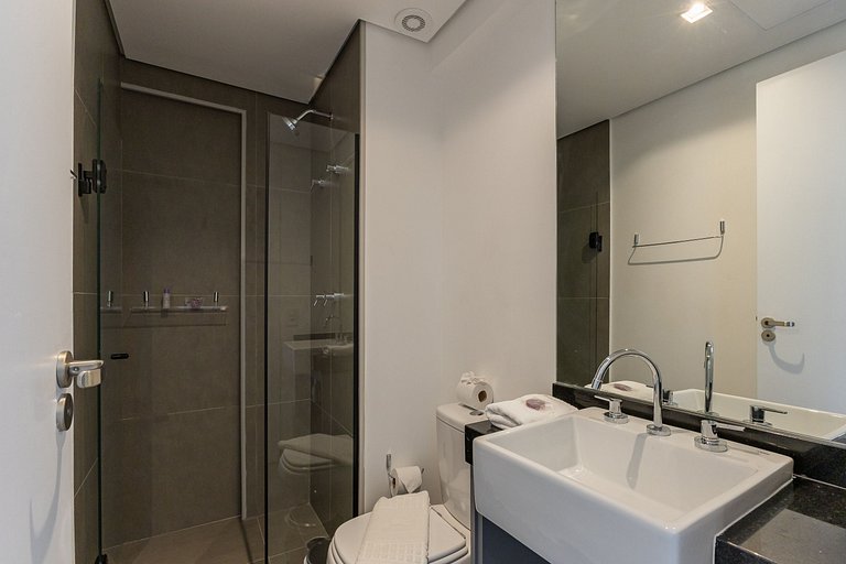 Studio com varanda na Alameda Itu