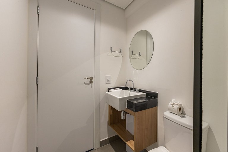 Studio com varanda na Alameda Itu