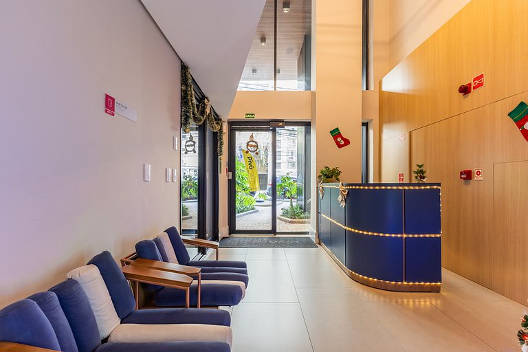 Belo studio com cama queen na rua Pamplona