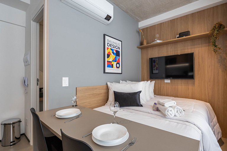 Studio com varanda no Jardim Paulista