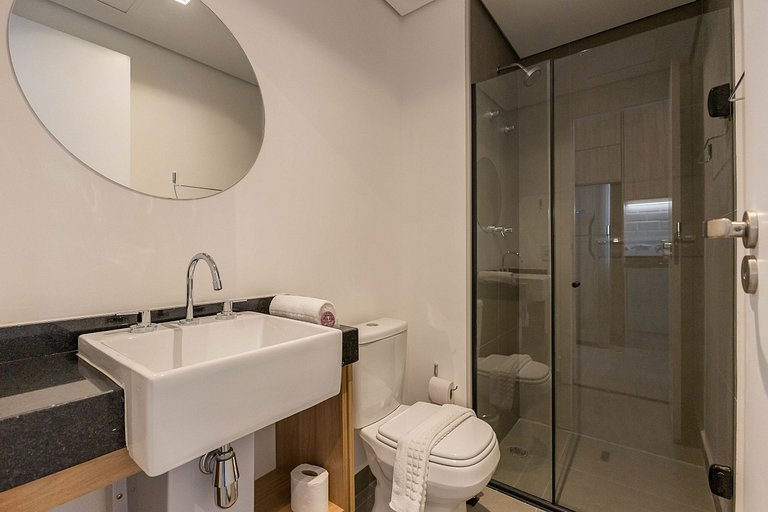 Lindo studio com varanda na Alameda Itu