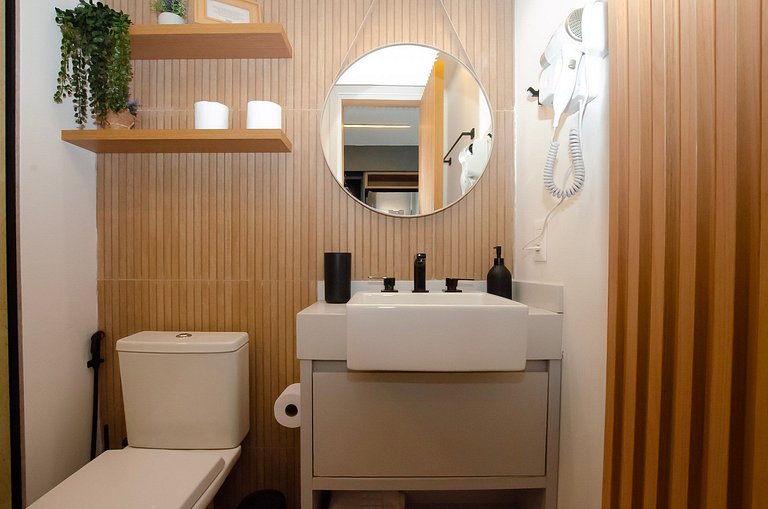 Charmoso studio C/mezanino e varanda em Moema