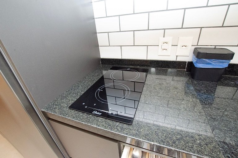 Charmoso studio C/mezanino e varanda em Moema