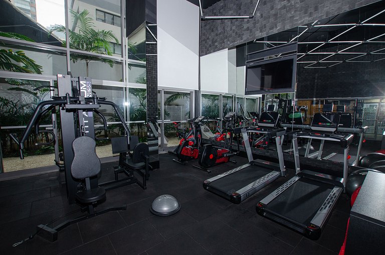 Belo studio com cama queen no Jardins