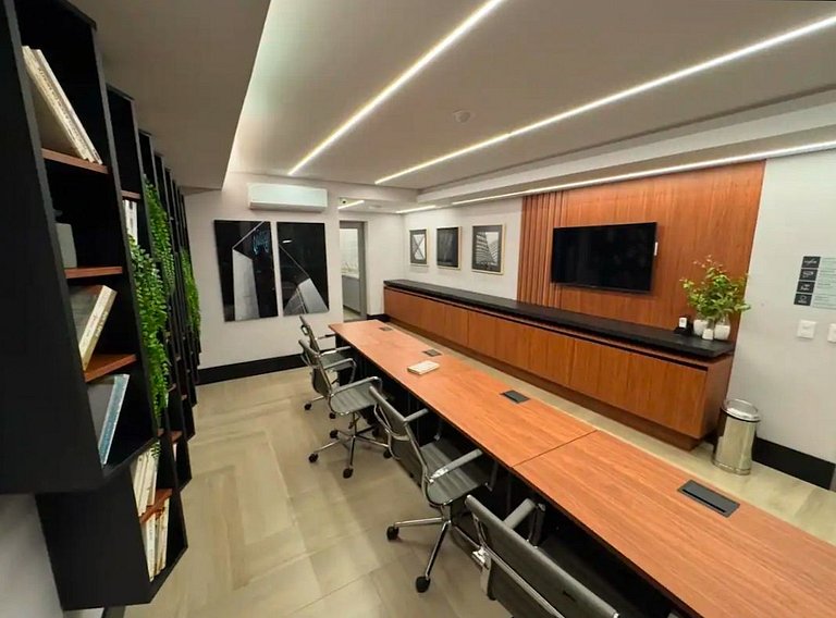 Belo studio ao lado do Shopping Pamplona