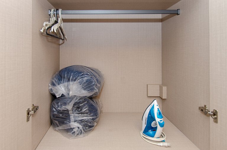 Belo studio com cama queen no Jardins