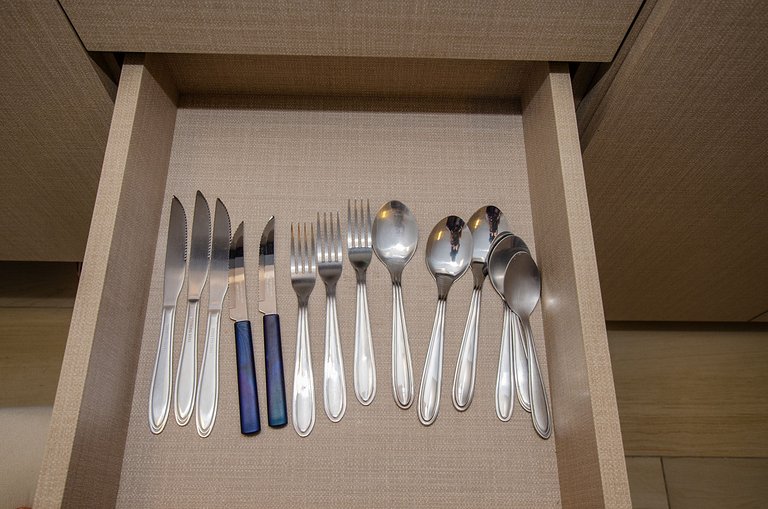 Belo studio com cama queen no Jardins