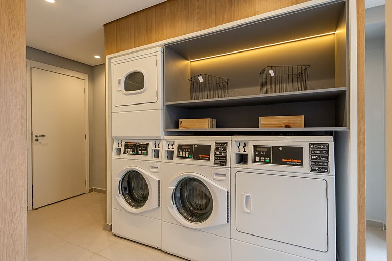 Belo apto de 2 dormitórios ao lado do Allianz